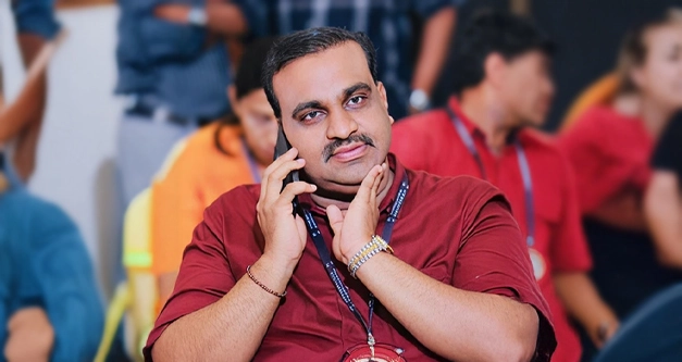 Dr. Arun Radhesh - Best Ayurvedic Doctor for Psoriasis Treatment in Kerala
